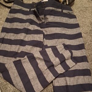 GAP SZ 10 Striped Gray and Black Womens  Pants Super Adorable